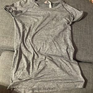 COPY - lululemon swiftly tech short-sleeve shirt 2.0